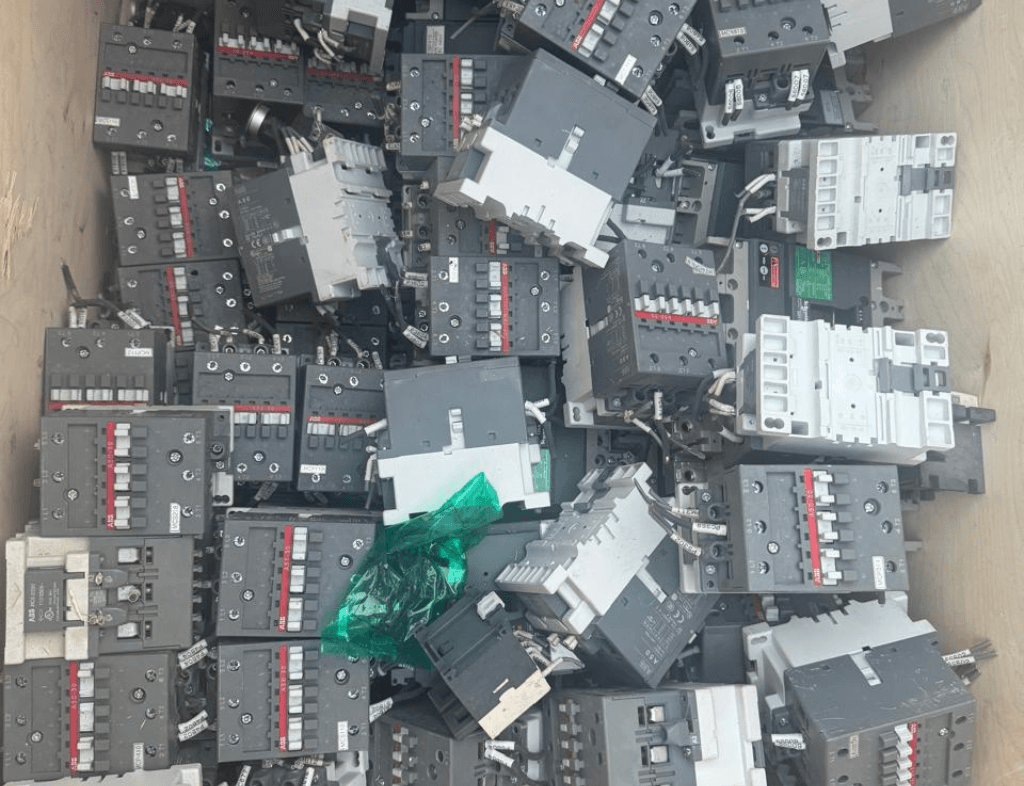 Scrap Buyers In UAE NKA Global All Scrap Types scrap-buyers-in-uae-nka-global-all-scrap-types